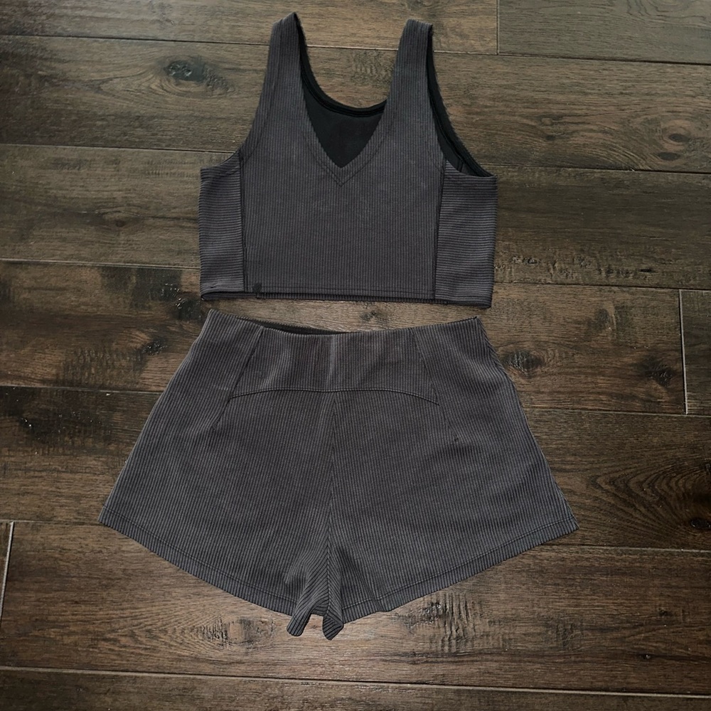 Women's Gray Ribbed Shorts